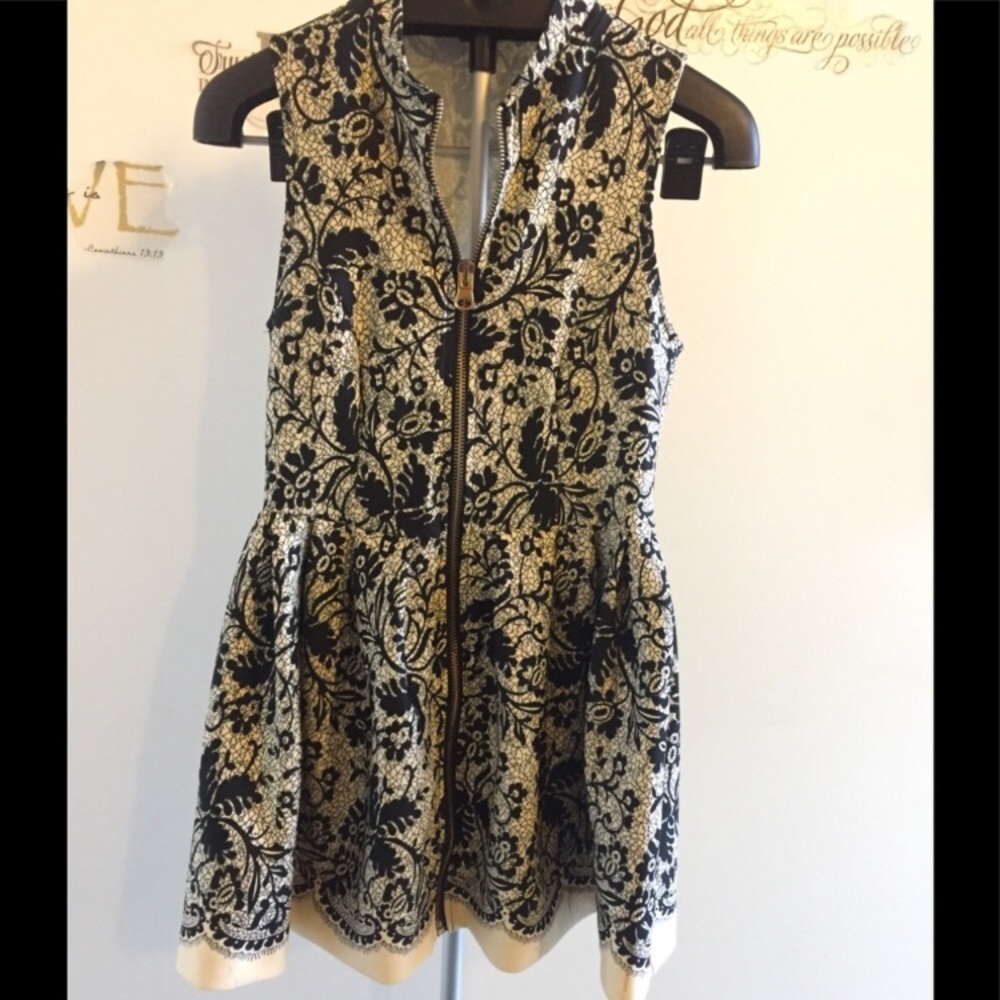 Perfect for NYE 🎉 Classy Party Dress 🎉